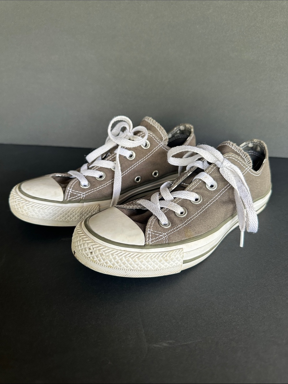 Grey and white converse sneakers women’s size 6
